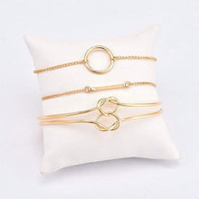 Gold Circle Bar Femme bracelets & bangles